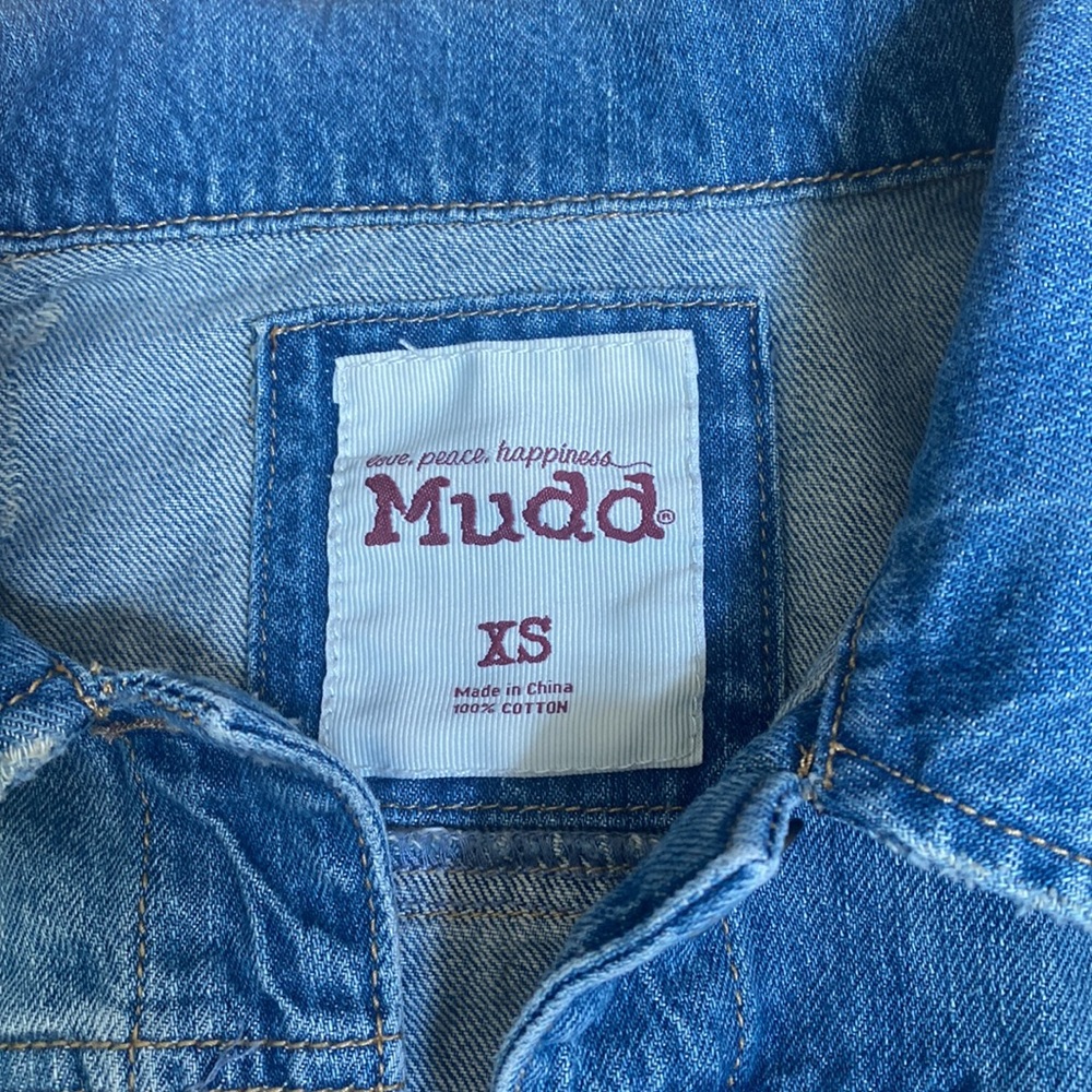 Mudd XS distressed jean jacket. Perfect condition - Picture 3 of 6